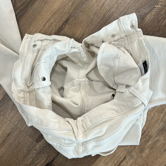 Veronica Beard Ryleigh High Rise Slim Straight Jeans Ecru Size 26/2 off white - Picture 13 of 16
